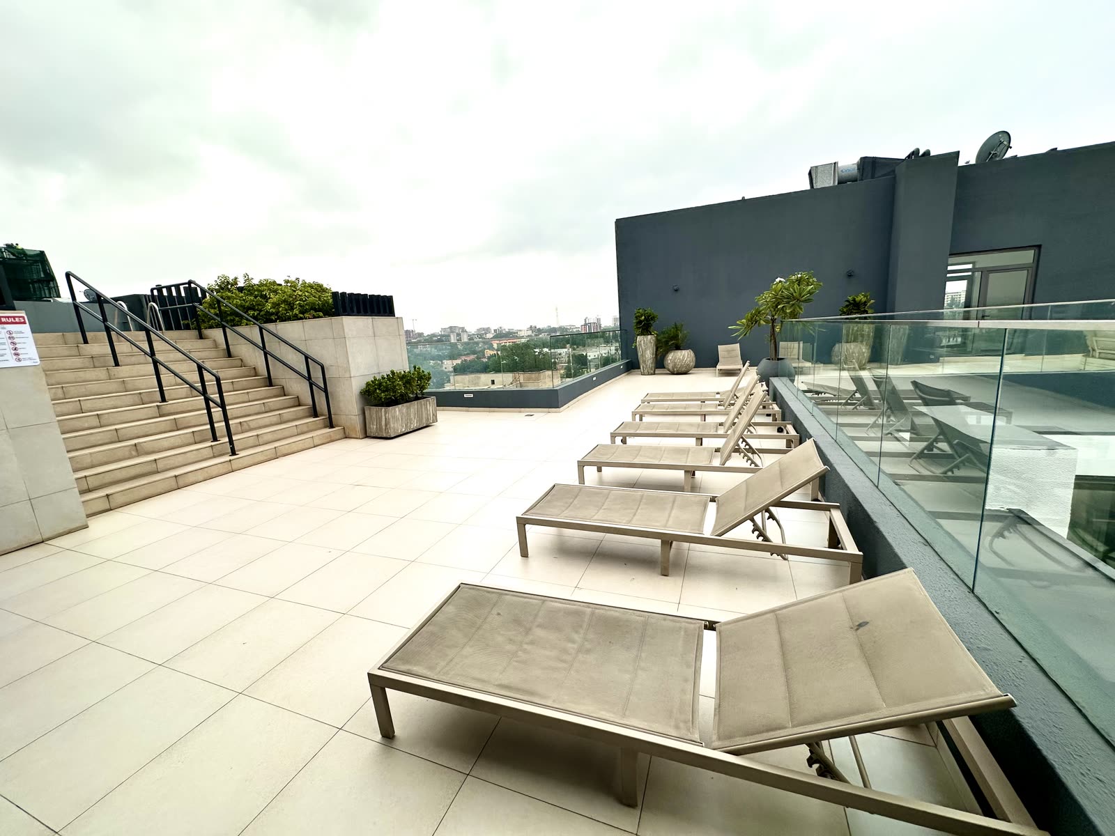 Rooftop terrace and lounge